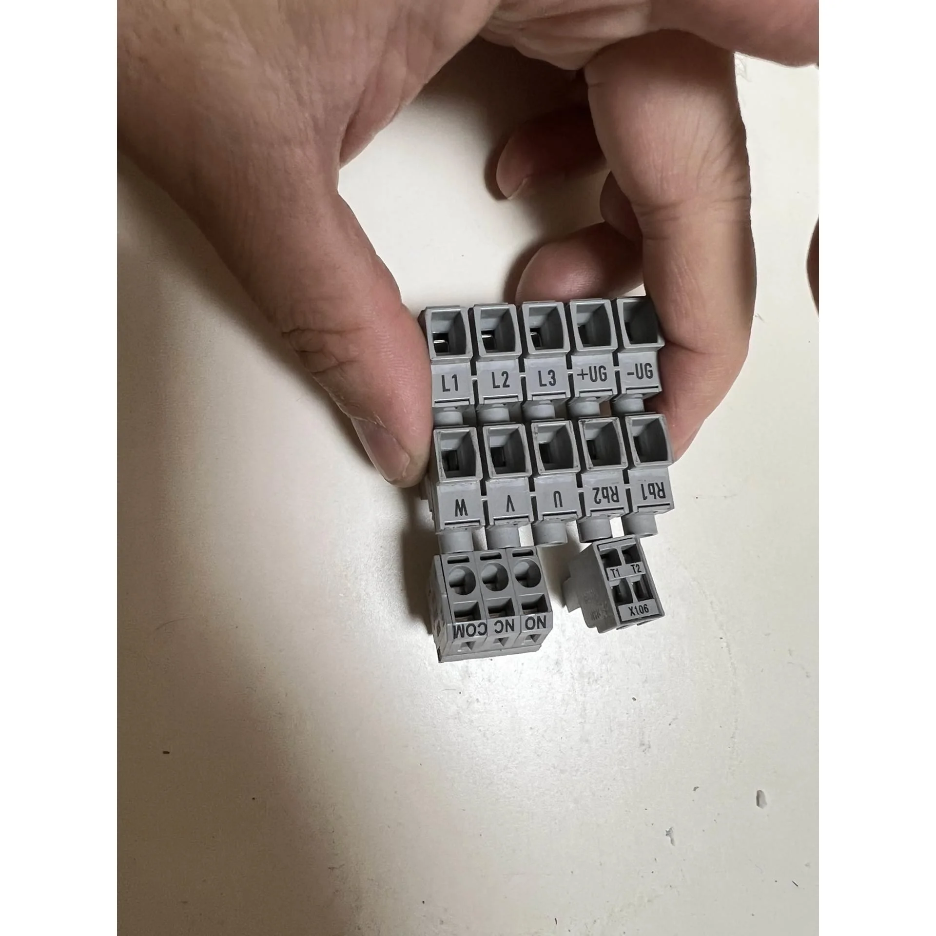 非标价伦茨8400变频器接线端子，380V变频器用的可拆卸接线端子议