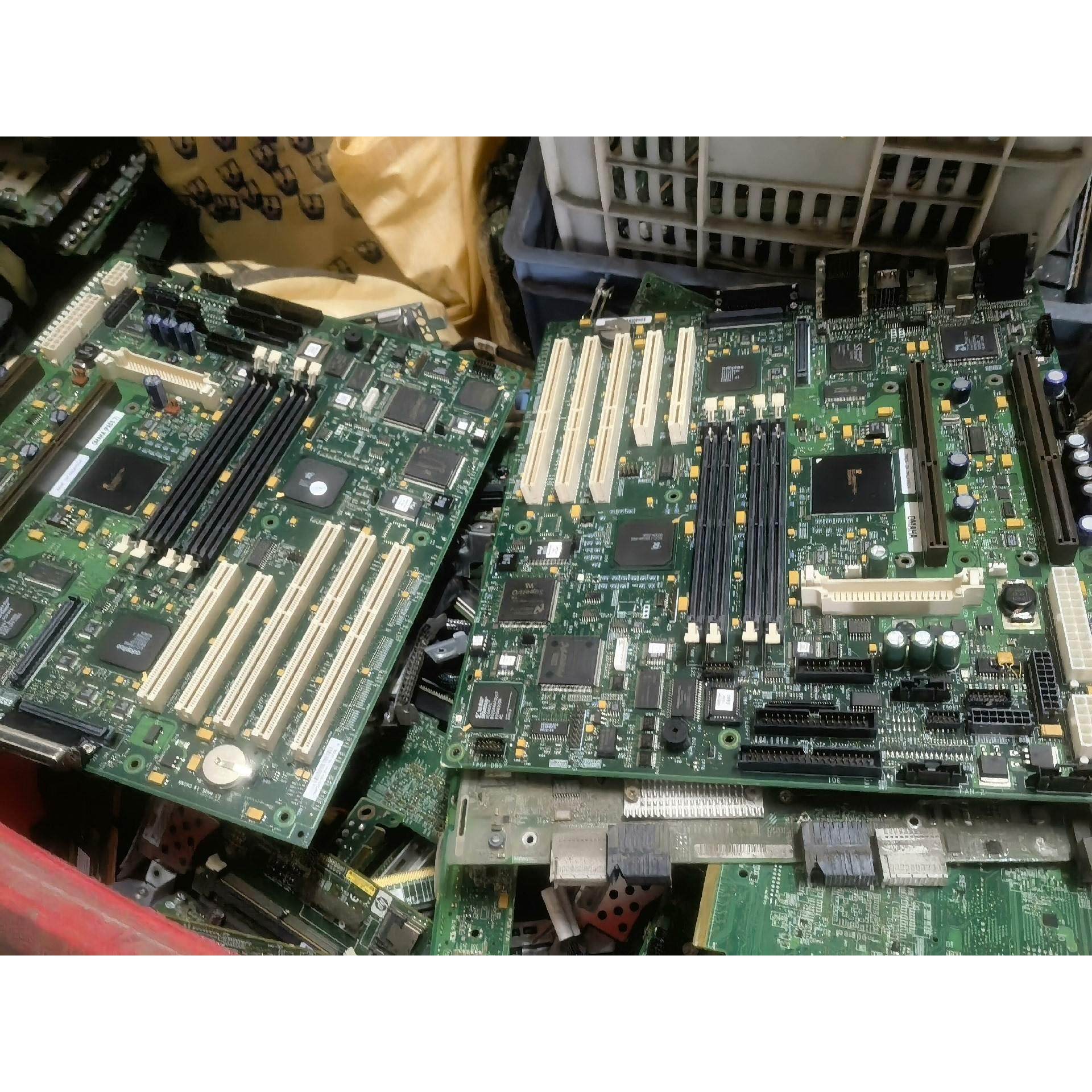 非标价几吨服务器老款线路板 有需要的联系议价