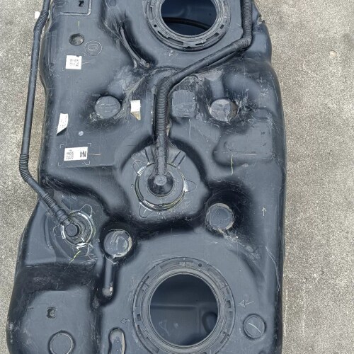 非标价20款丰田荣放 RAV4威兰达油箱，图片实拍库存货没有油泵，