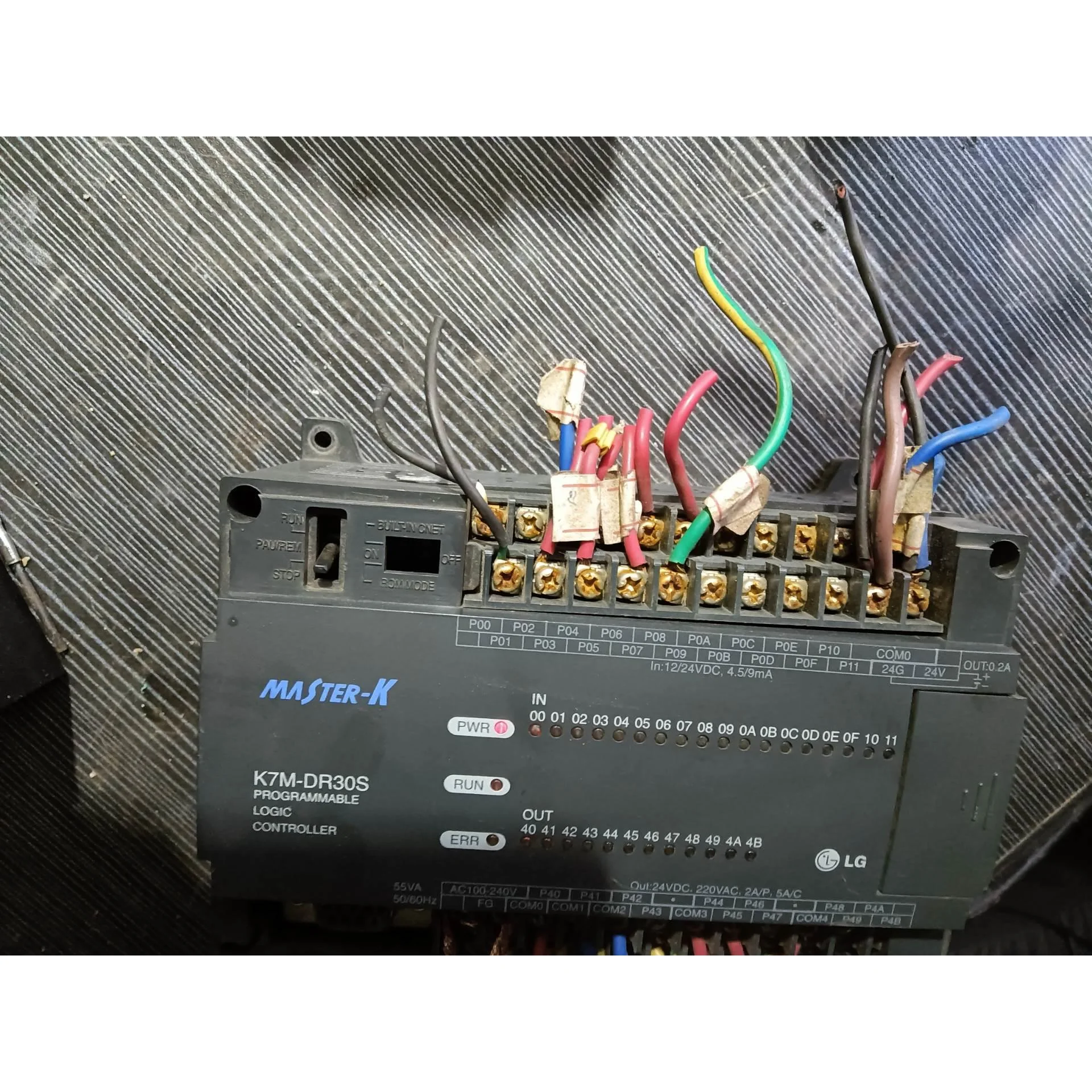 非标价LG K7M-DR30S拆机PLC 测试有电 实图拍 需要私议价