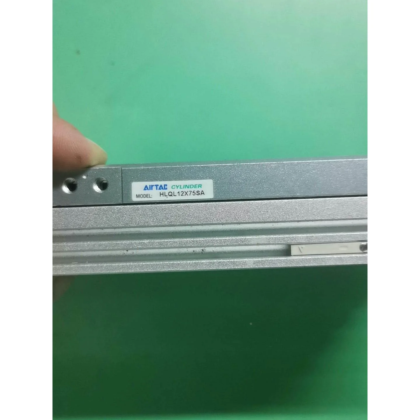 非标价亚德克精密滑台气缸HLQL12X75SA 数量一个 实拍议价