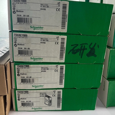 非标价全新PLC，型号是TSXAEY800，未拆封哦～议价