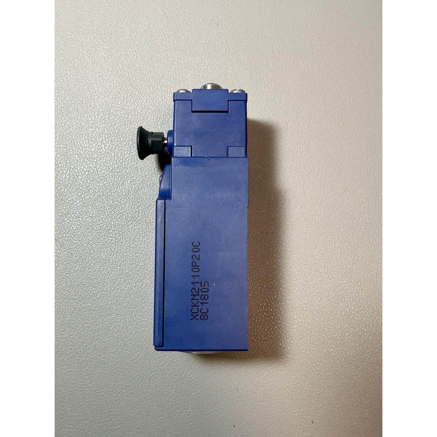 非标价施耐德全新XCKN2110P20C，数量4个，单价20.98议价