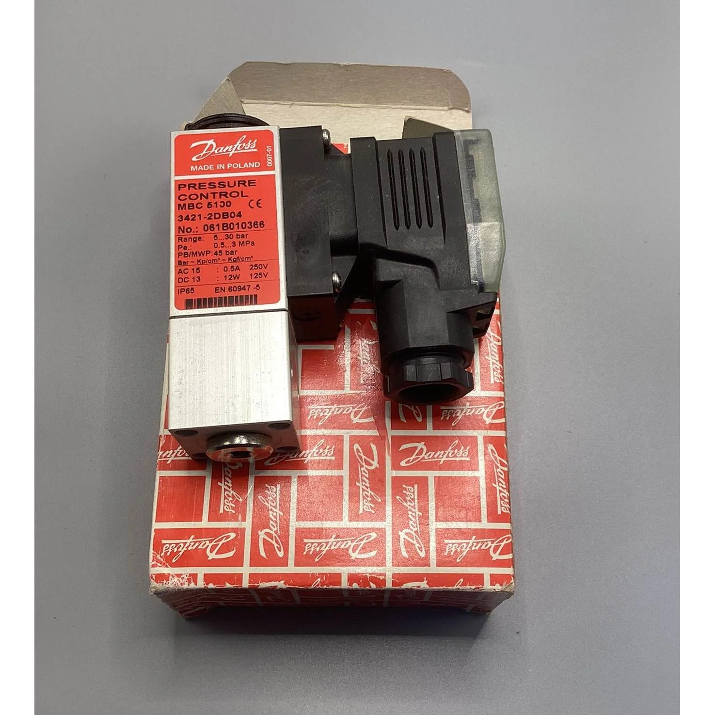 非标价丹佛斯danfoss压力开关 MBC5100 3421-2D议价
