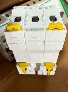 非标价电气 A9F84302 IC60H 开关，Acti9，议价