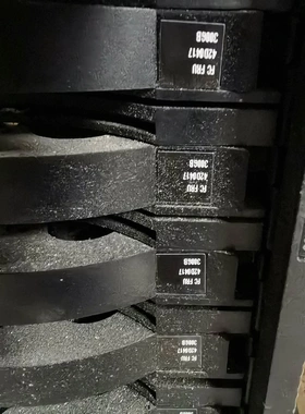 非标价DS4700硬盘 42D0417 300G 15K FC硬议价