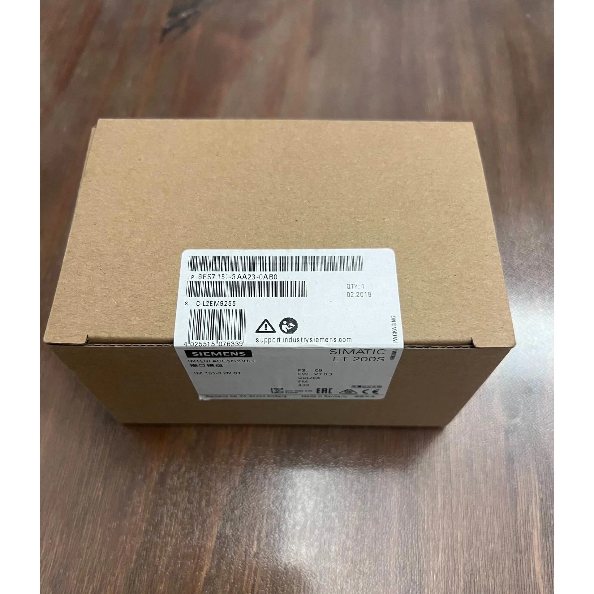 非标价6ES7 151-3AA23-0AB0 全新西门子IM151议价