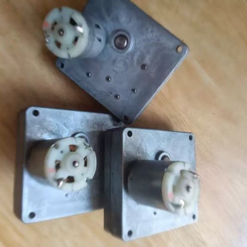 非标价MOLON DC齿轮电机，型号CHM-2401-1M议价