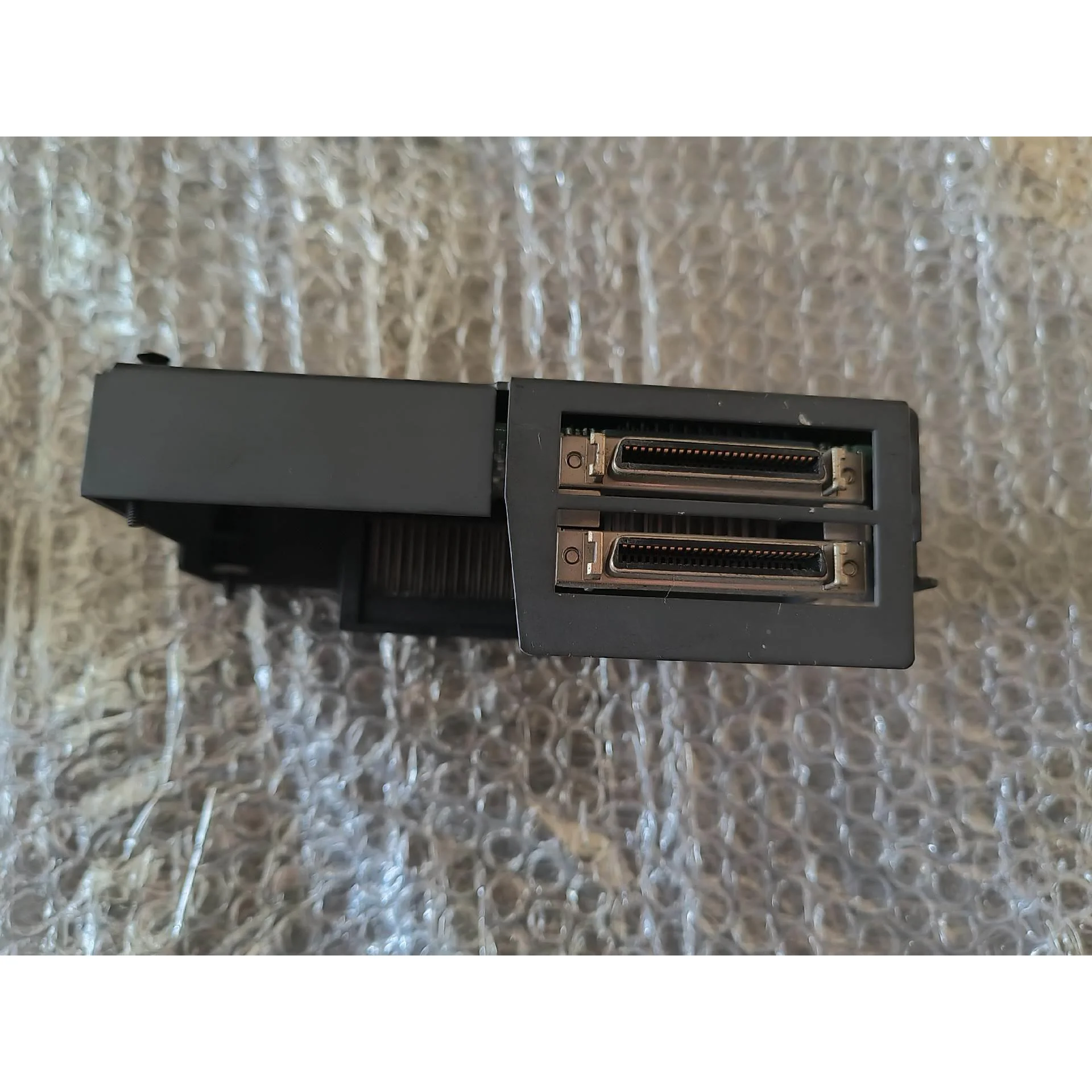 非标价A9GT-BUS2S,三菱触摸屏通讯模块，成色很新，功能包好议价