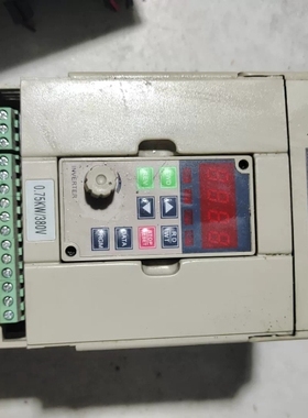 非标价三晶VR75M3变频器 0.75KW 380V 功能完好议价