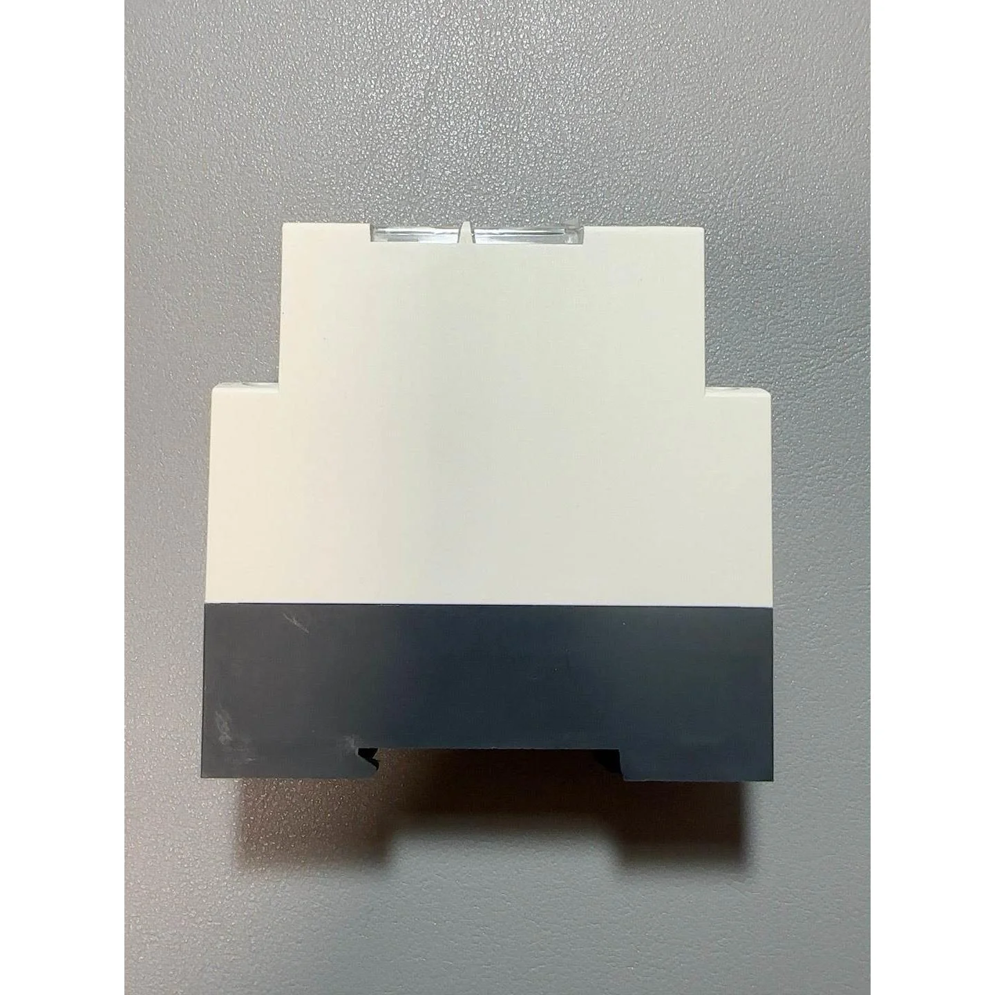 非标价施耐德全新原装RE9TA21MW，数量67个，单价90.91议价