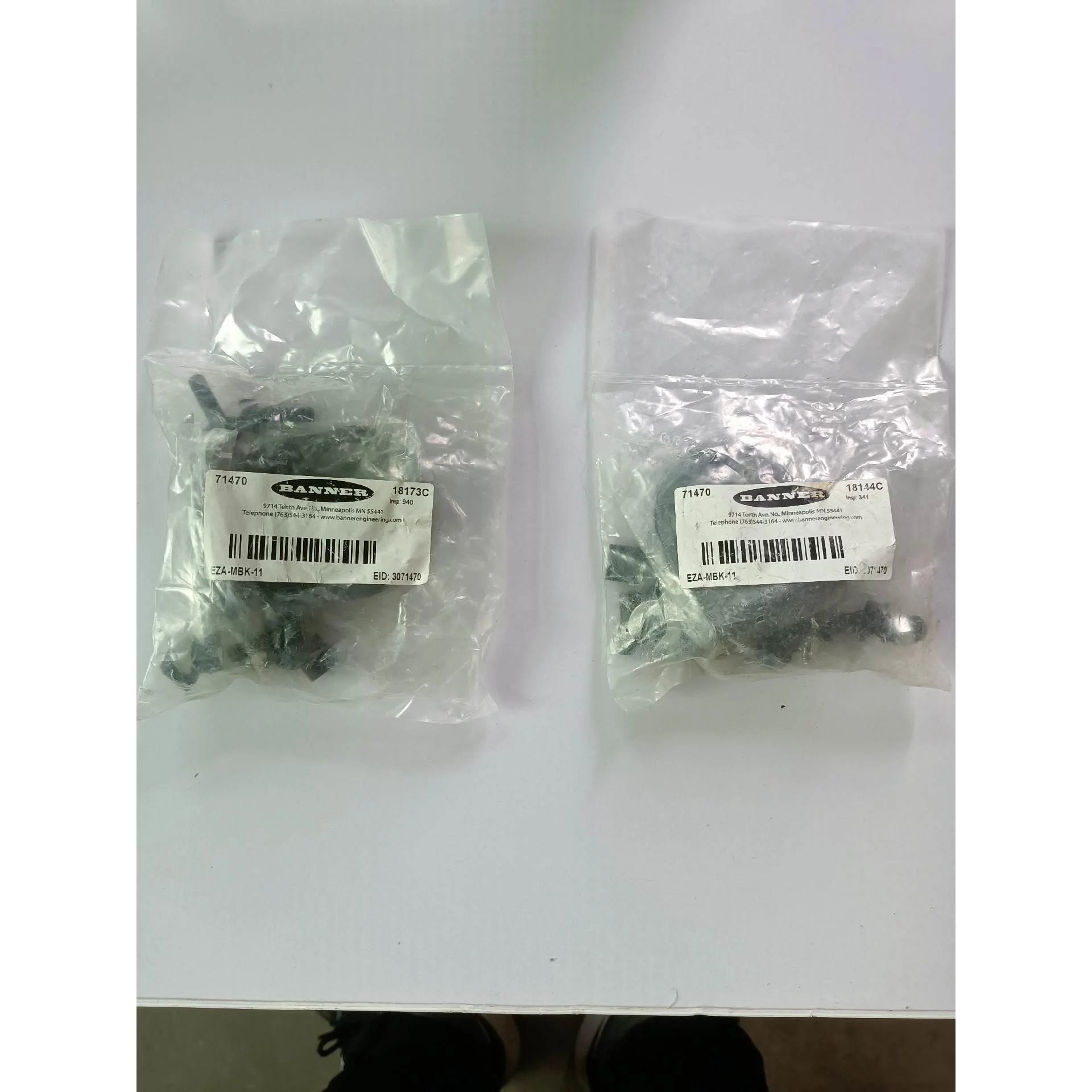 非标价美国邦纳EZA一MBK一11.安全光幕传感器安装支架。714议价