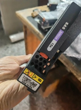 非标价005049037 EMC 300G 15K SAS VNX议价