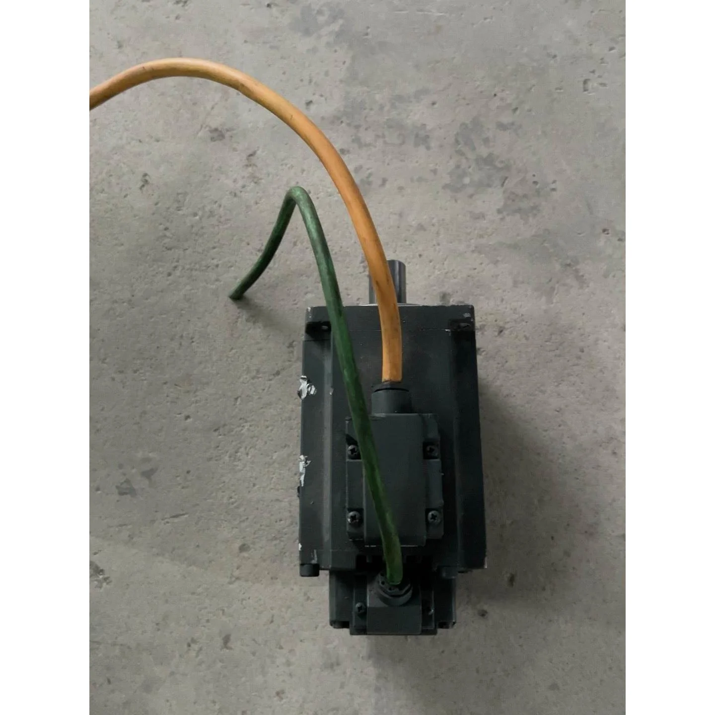 非标价西门子V90伺服电机1FL6042-2AF21-1AA1(对议价