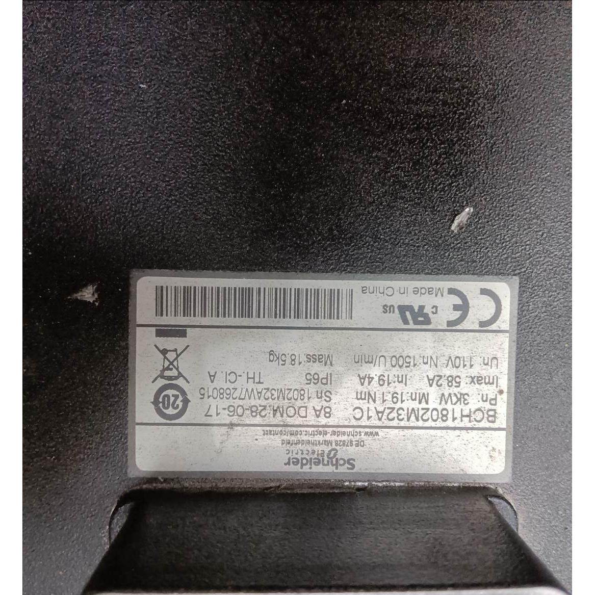 非标价施耐德电机型号BCH1802M32A1C拆机包正常使用原装3议价