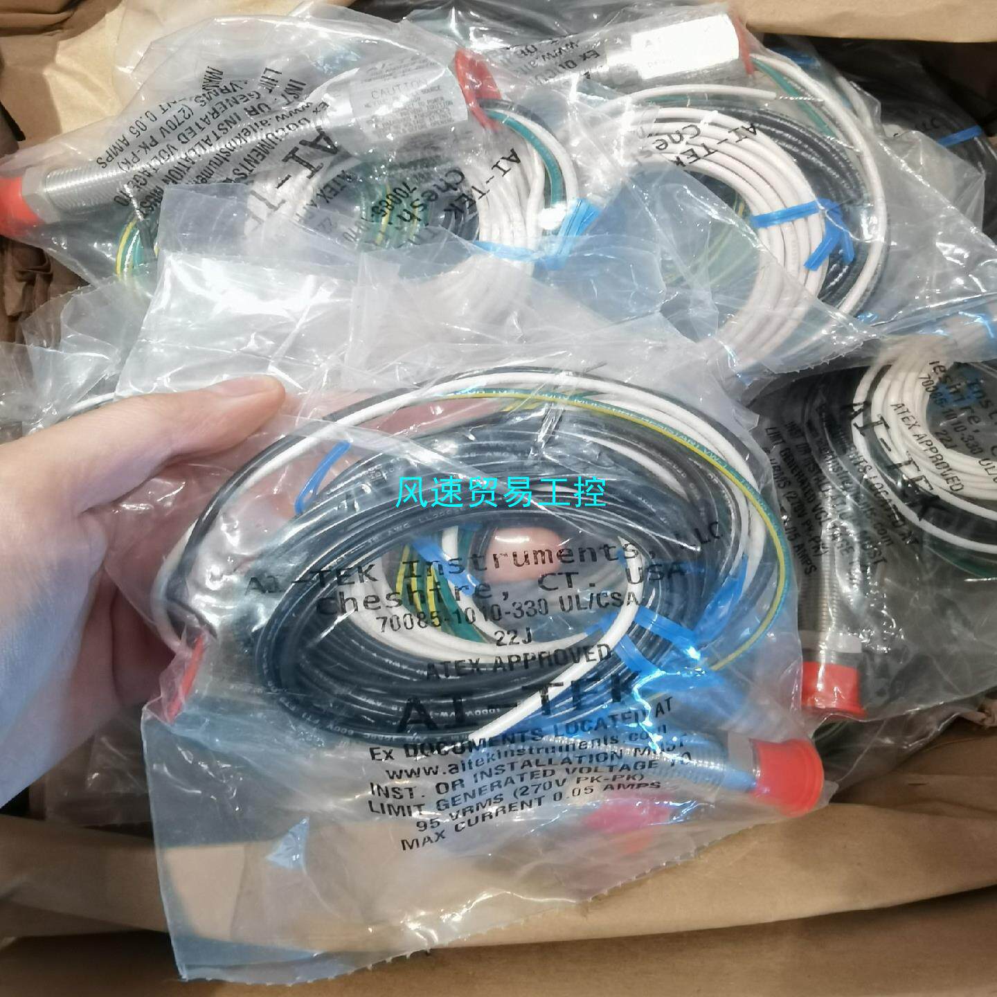 非标价美国AI-TEK转速传感器70085-1010-330全新议价