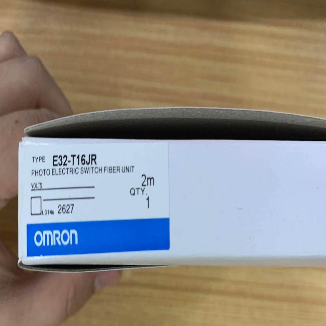 欧姆龙光纤 E32-T16JR  全新