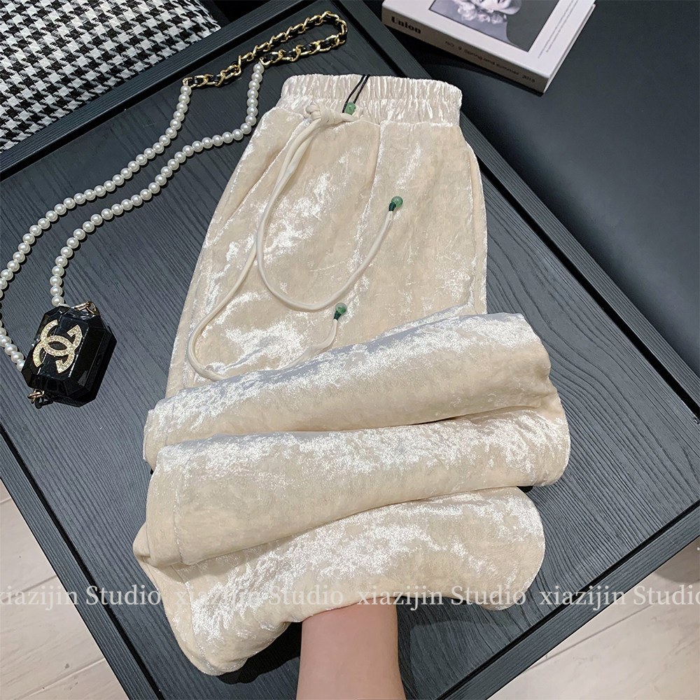 新中式丝绒裤子女春秋冬季2025新款国风高级感休闲直筒阔腿裤米白