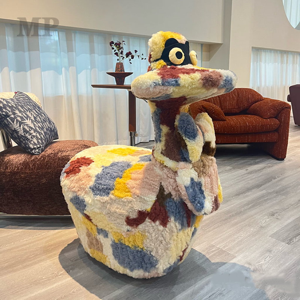 网红创意唐老鸭动物座椅溜溜鸭摆件卡通坐椅儿童带滑轮乔迁礼品