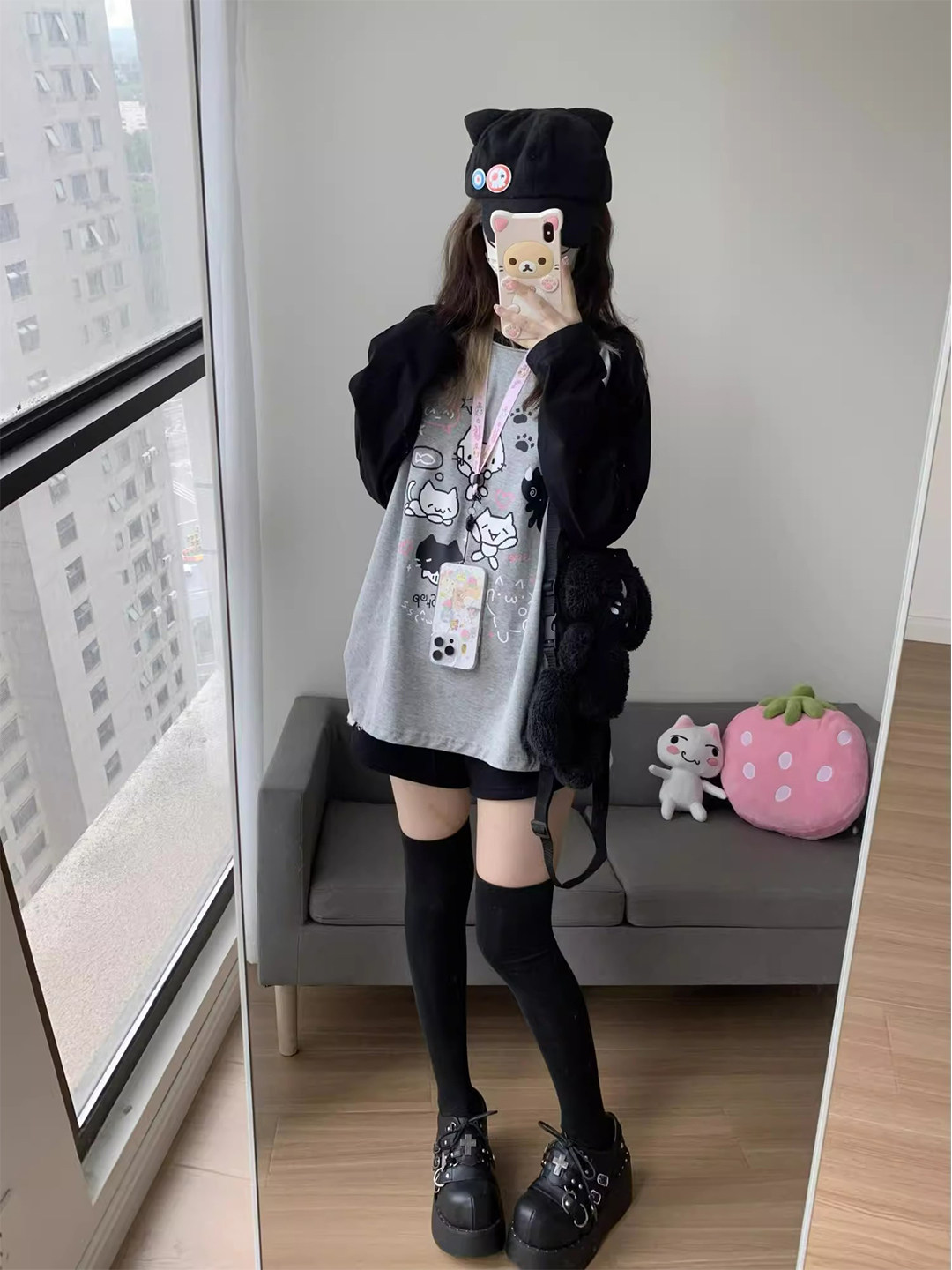 thumbnail for Overseas order tail goods ~ cut the label to withdraw the foreign trade Korean version of the high street fun and wild print men's and women's long-sleeved tops tide