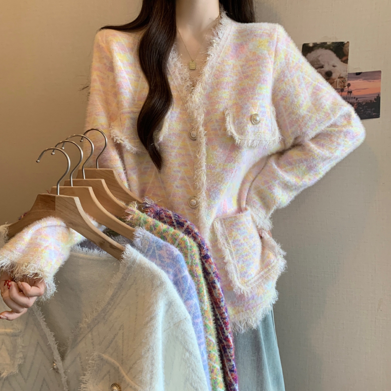 少女凯拉女装 2024秋冬新款韩版小香风V领毛衣外套针织开衫上衣女