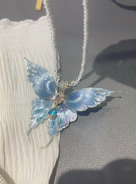 晴山原创手工掐丝蝴蝶蓝色吊坠高级感气质温柔仿贝珠女生治愈项链