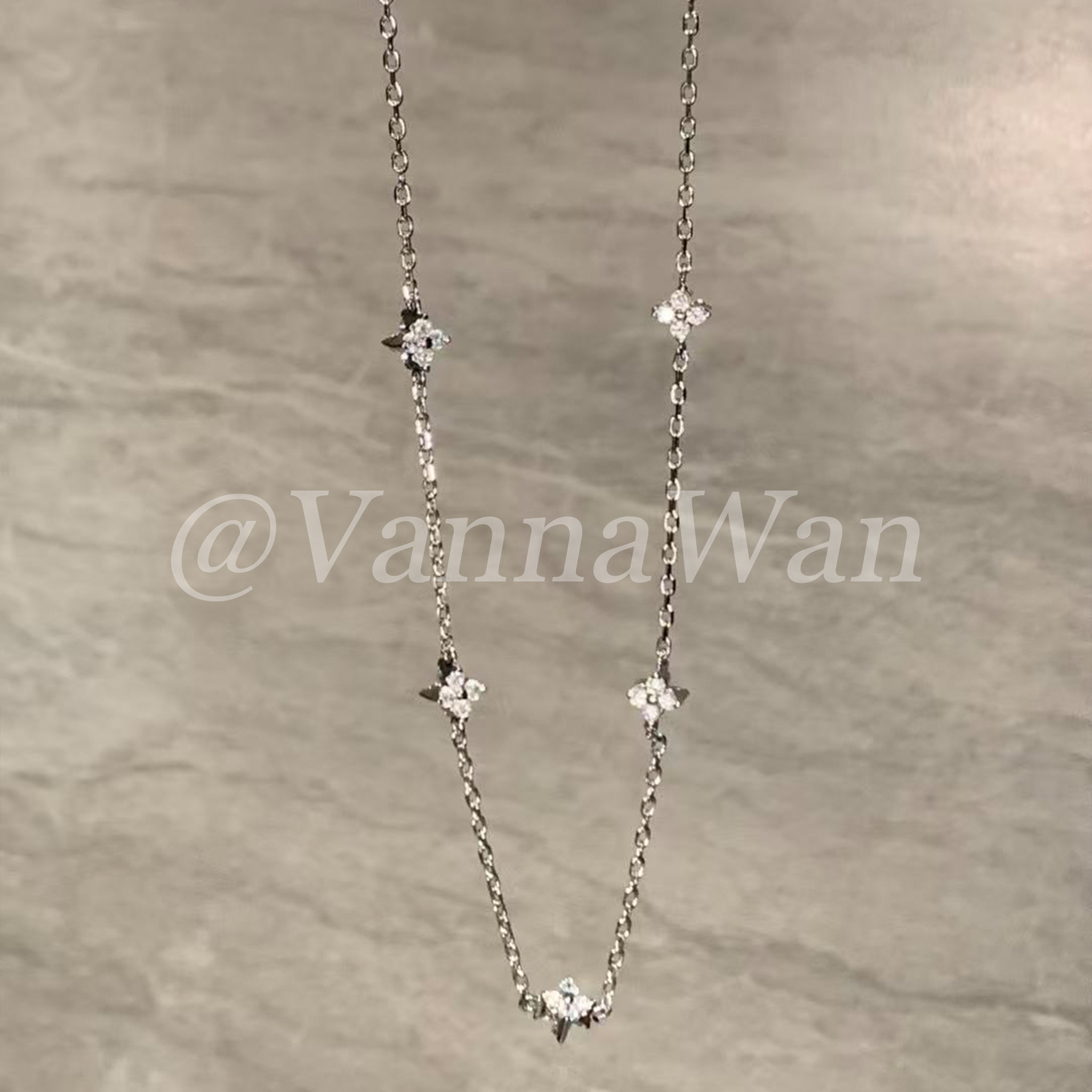 VanWan 敲百搭~菱形花闪钻百搭项链锁骨链