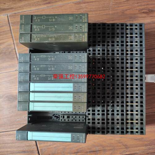 【荣强工控】TM-E15C26-A1拆机件，13套底座。带10个数字模块