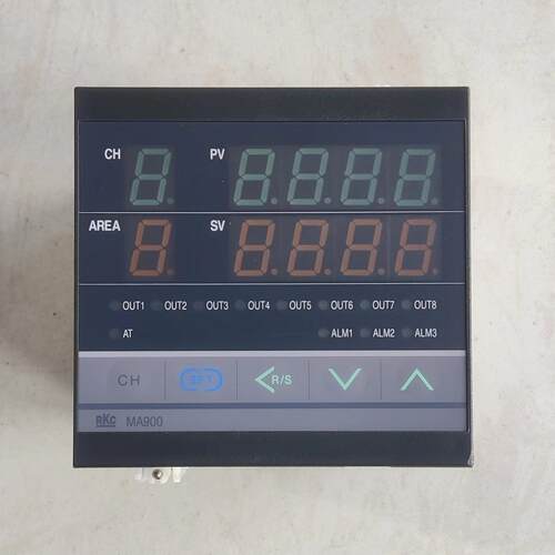 正品RkC理化智能温控器：MA901、CODE   8FR0