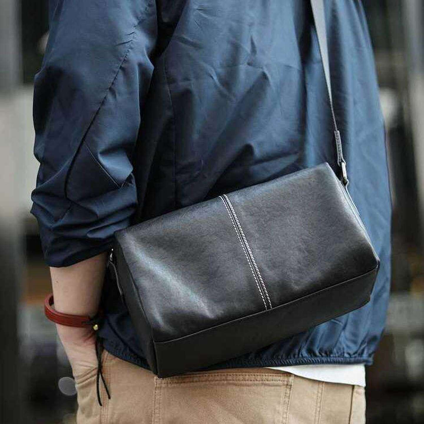 香港IT HKins真皮男士背包通勤单肩斜挎包男软皮小包大学生枕头包