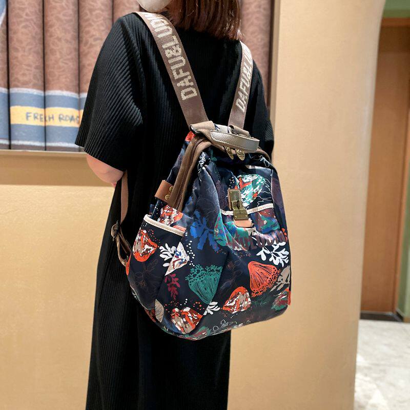 法国ZAMP轻便时尚旅游双肩包女2026新款流行洋气女士时尚外出背包