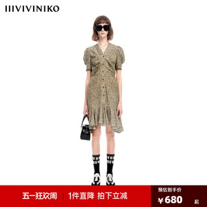 IIIVIVINIKO2023夏新品V领修身碎花连身裙女M320612138E