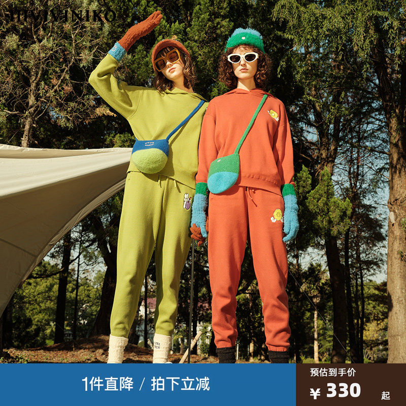 连帽卫衣IIIVIVINIKO屁头兔联名