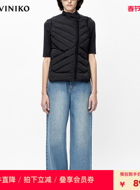 【设计师款】“轻薄涂层面料”裹身羽绒小马甲女J349250044D