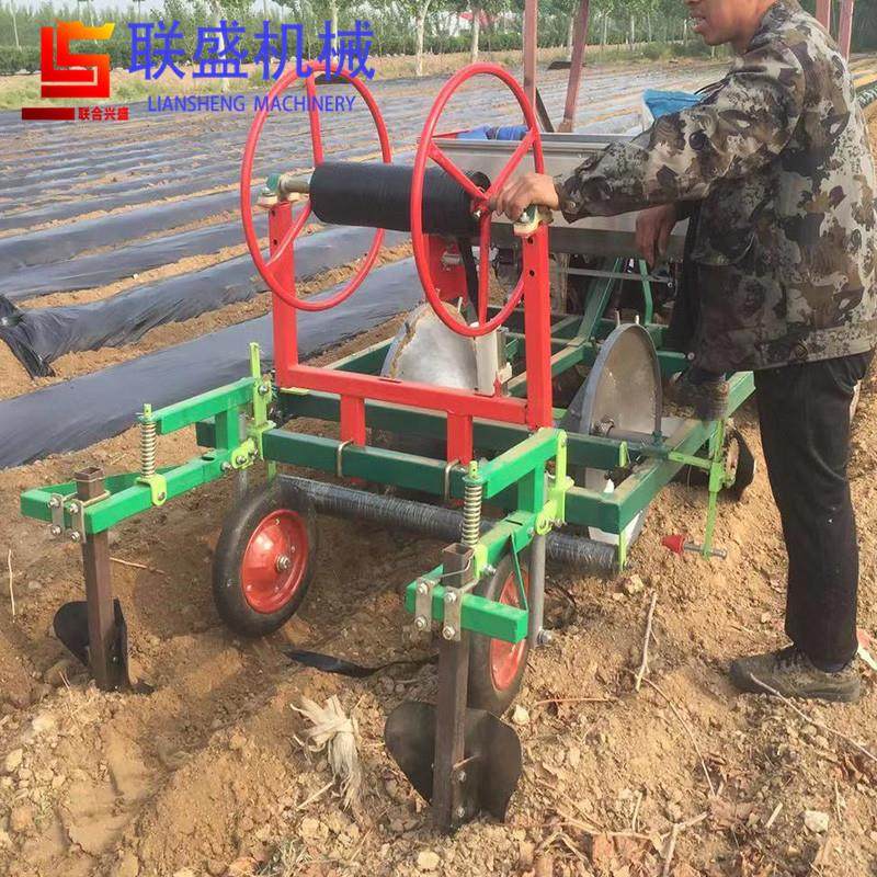 起垄覆机 小四轮带施肥一2BMJP-2铺滴灌管梗体机 薯膜类黄烟筑覆