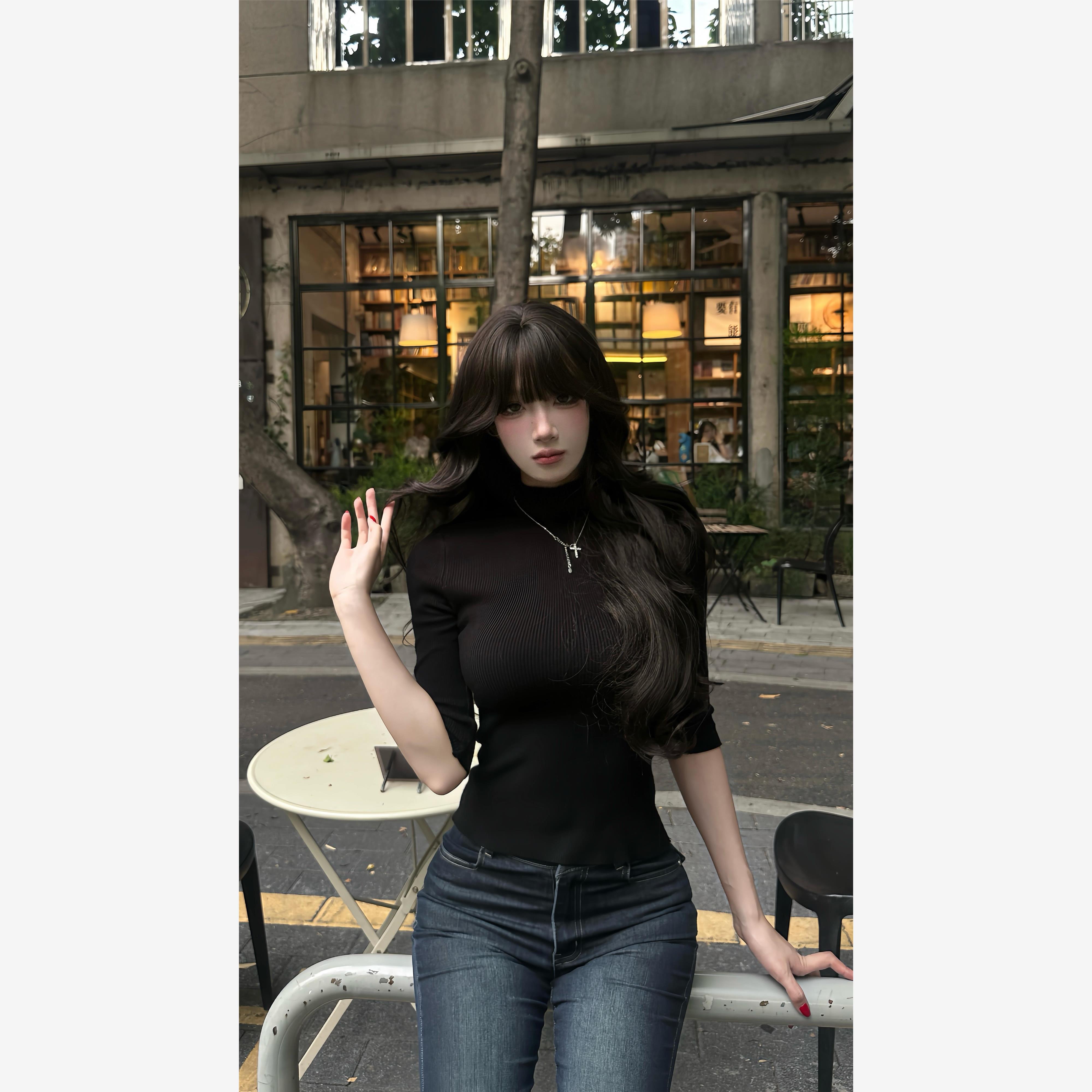 AWMU极简知性半高领打