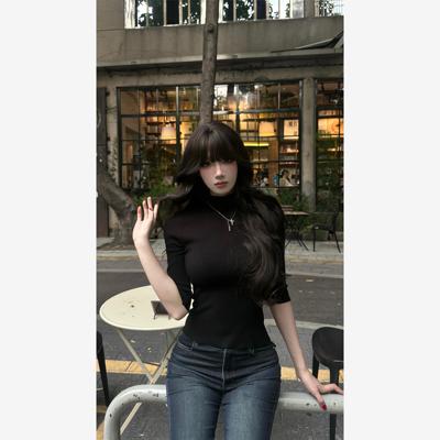 AWMU极简知性半高领打