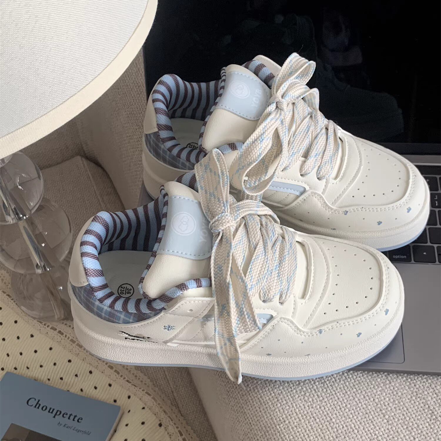 女童鞋子韩系休闲板鞋女款2026春秋新款厚底小白鞋软底百搭面包鞋