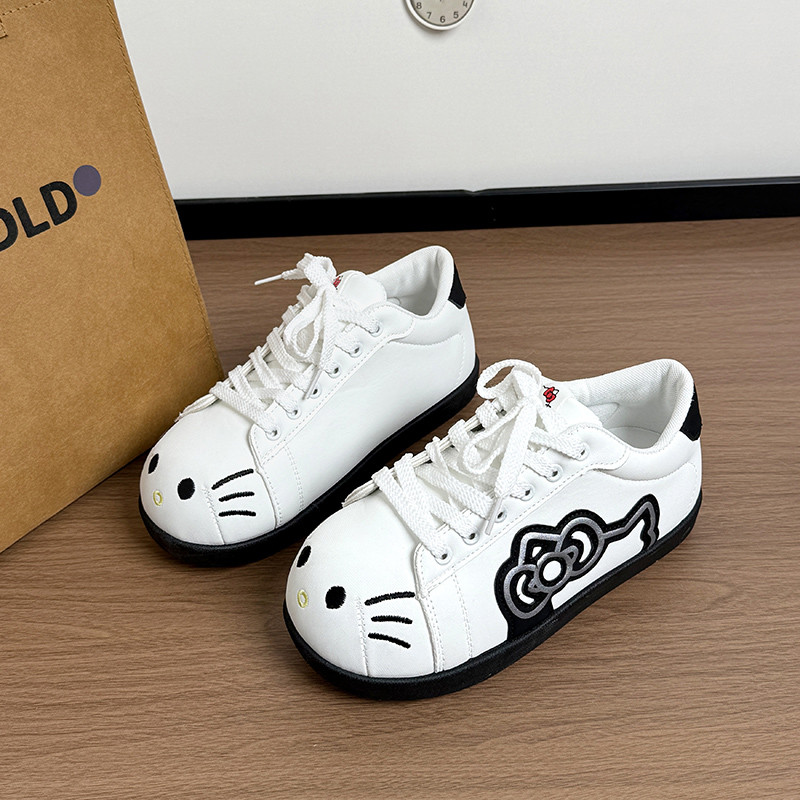 女童2026春秋新款圆头KT猫潮款面包鞋中大童小众百搭洋气休闲女鞋