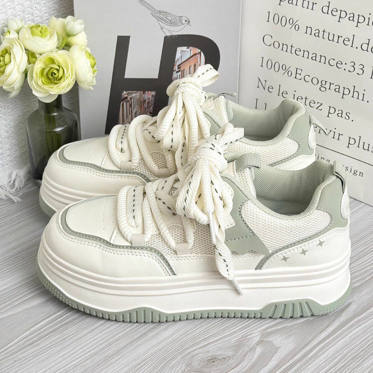 女童夏季板鞋2026新款爆款网鞋透气网面休闲鞋子轻便中大童运动鞋