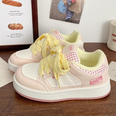 女童鞋子新款2026春季爆款网红运动鞋板鞋儿童软底女孩轻便防滑鞋
