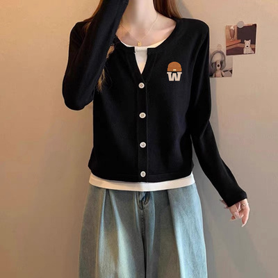 正肩减龄假两件长袖t恤显瘦上衣