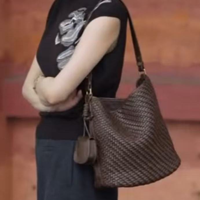 2025新款复古手工编织托特包