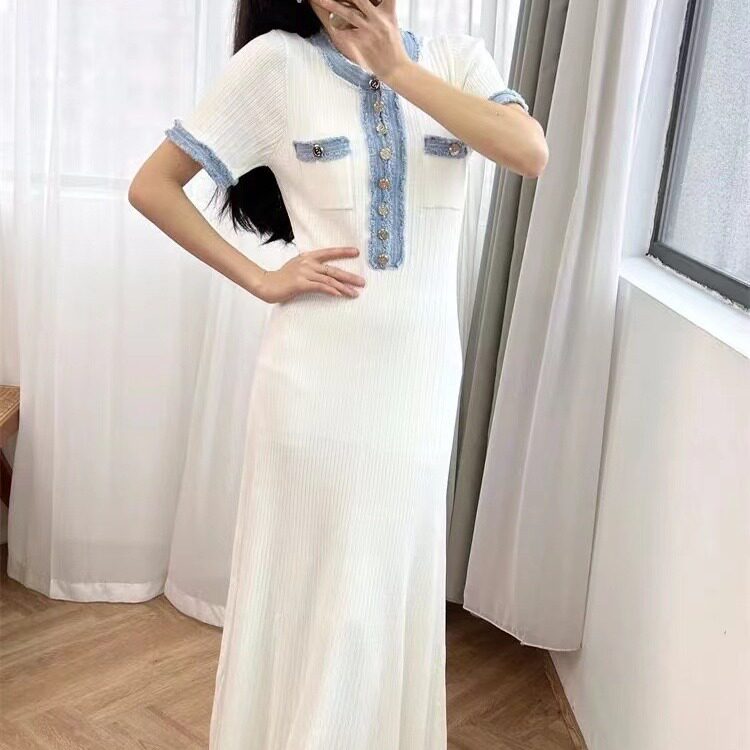 法单S家2024早春法式新款喇叭裙摆拼接优雅风长款针织连衣裙女