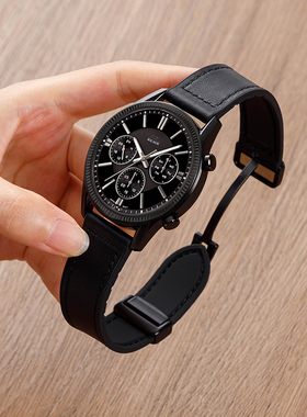 适用三星galaxywatch6/5/4/真皮男女款s6Classic智能运动秋冬牛皮三星gearS3新款watch4疯马纹磁吸扣手链替换