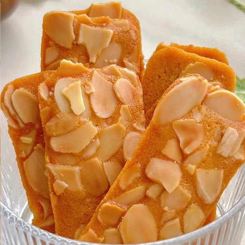 【太香了】椰子脆片扁桃仁薄脆饼干椰香坚果网红休闲零食小吃点心