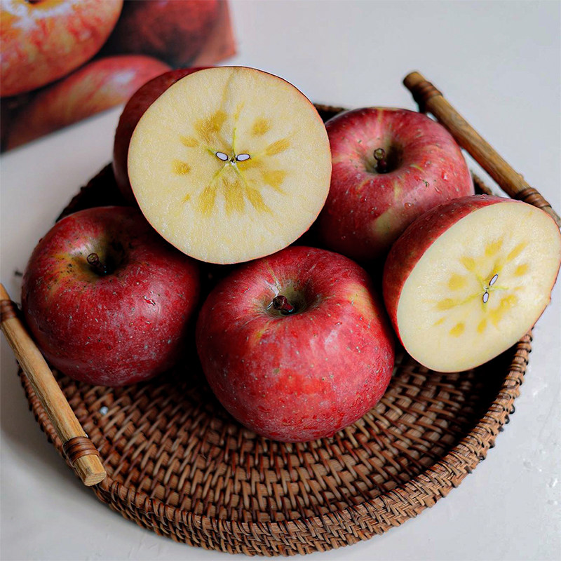 正宗新疆阿克苏冰糖心苹果新鲜水果现摘大果当季整箱脆甜顺丰包邮
