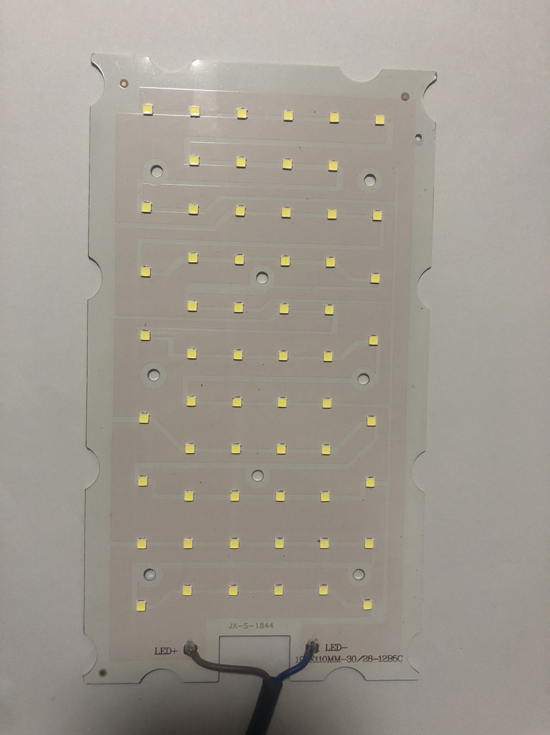 太阳能路灯灯头升压30V60颗高亮LED铝基板灯板灯头,家装灯饰光源,LED球泡灯,淘宝优惠券,粉丝福利购,淘宝优惠卷