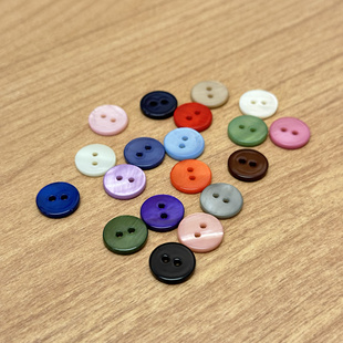 彩色真贝壳材质纽扣天然贝母扣子河贝珍珠贝壳纽扣衬衫开衫西装扣