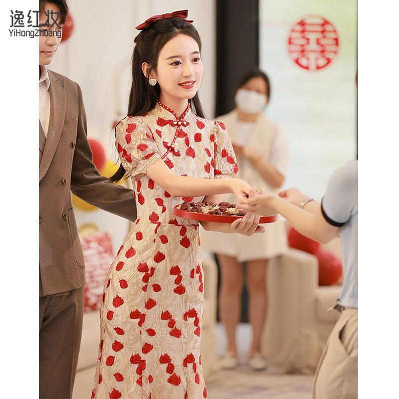 速发中式新袍敬酒服202旗款鱼尾回娘服新门酒红色订婚礼服连衣裙